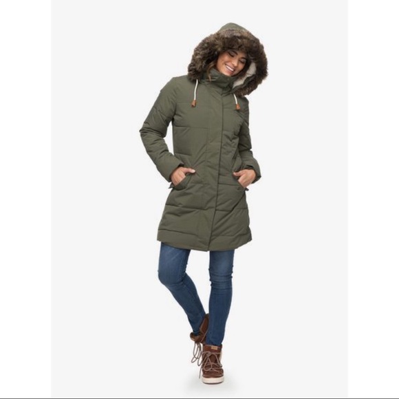 Roxy ‘Ellie’ Winter Jacket - Picture 2 of 13